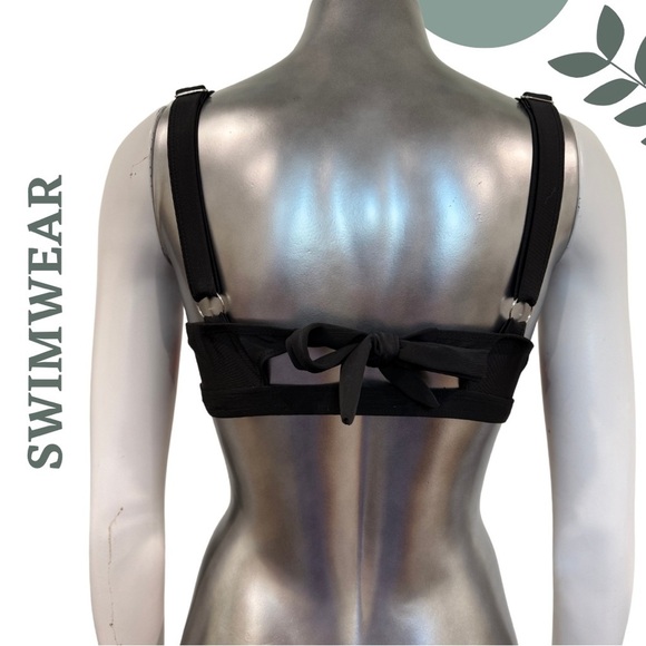 🛍️3/$40 Bold Rainbow Stripe Bikini Top Adjustable Straps Sporty Swim Bra Medium - Picture 2 of 4